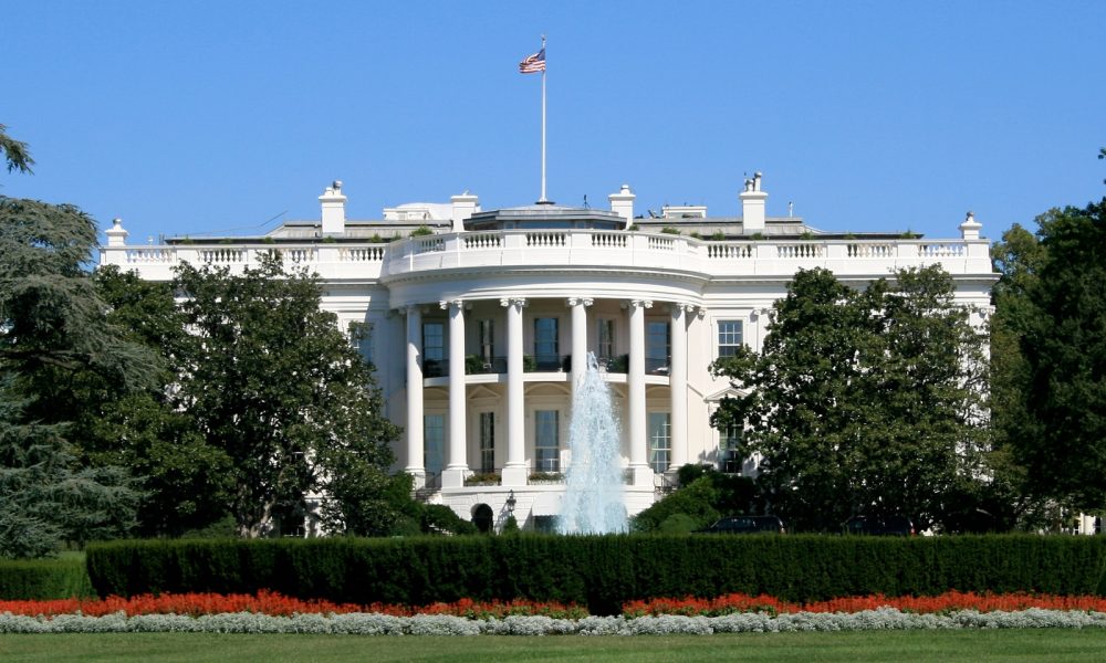 Suspect Dies After Shooting Near White House Security Checkpoint