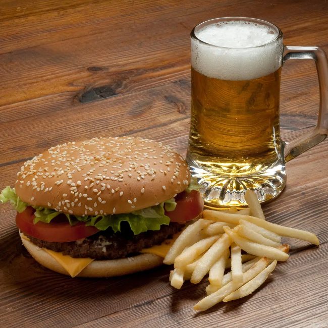 Why Sports Bars Remain Popular Social Destinations