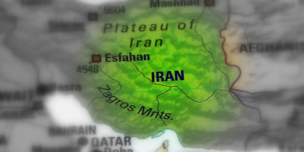 US Strikes Hit Iran for 7th Straight Night: Strait of Hormuz Blockade Escalates