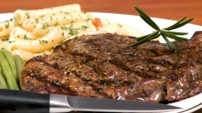 Kreis’ Steakhouse & Bar