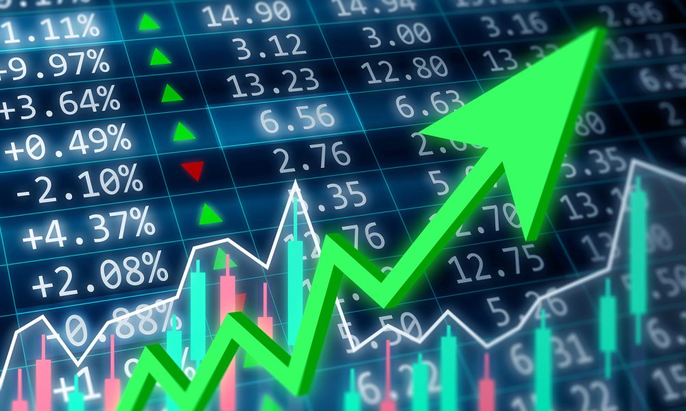Three Stocks Surge Higher: AI Momentum and Strategic Deals Drive Market Leaders