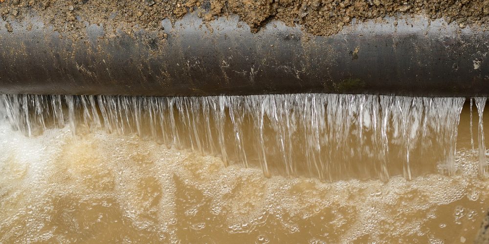 Major Water Main Break Floods Homes, Triggers Boil Water Advisory in Olivette and University City