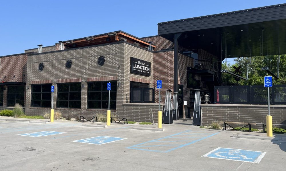 Brett Hull's Junction House