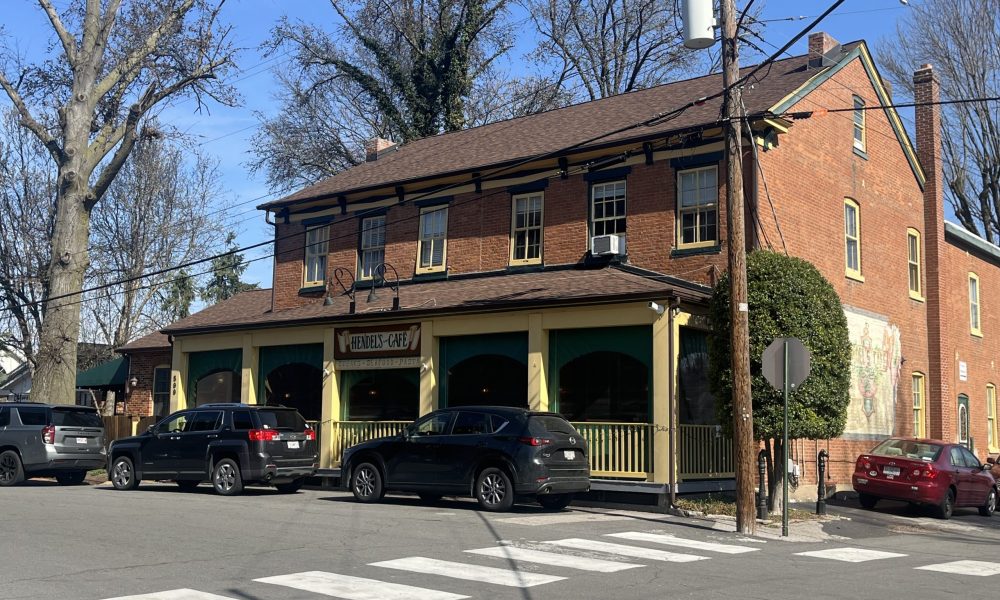 Hendel’s Restaurant In Florissant Earns Featured Recognition