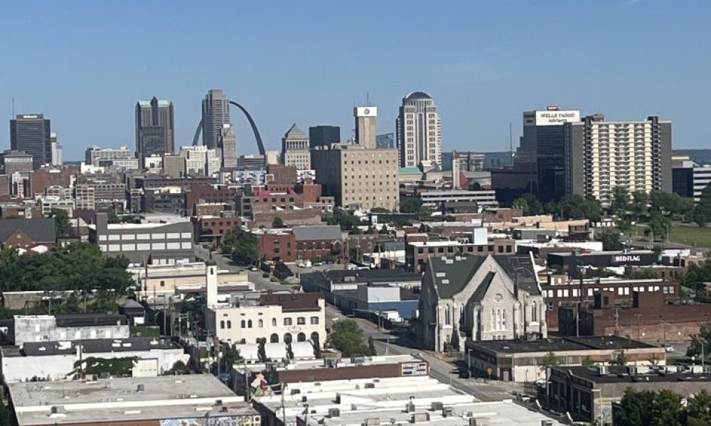 St. Louis Local News: Memorial Day Weekend Holiday Brief