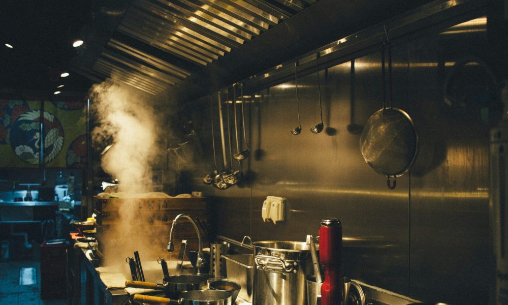 How Restaurants Schedule Emergency Repairs Fast