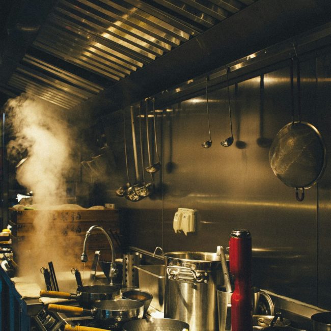 How Restaurants Schedule Emergency Repairs Fast